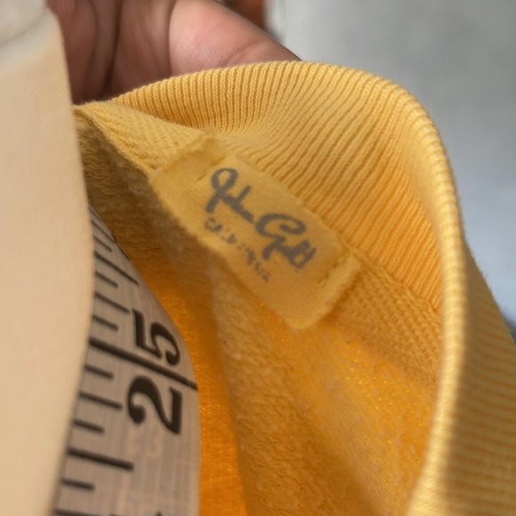 Yellow honey sweater / sweatshirt size L - Picture 3 of 3